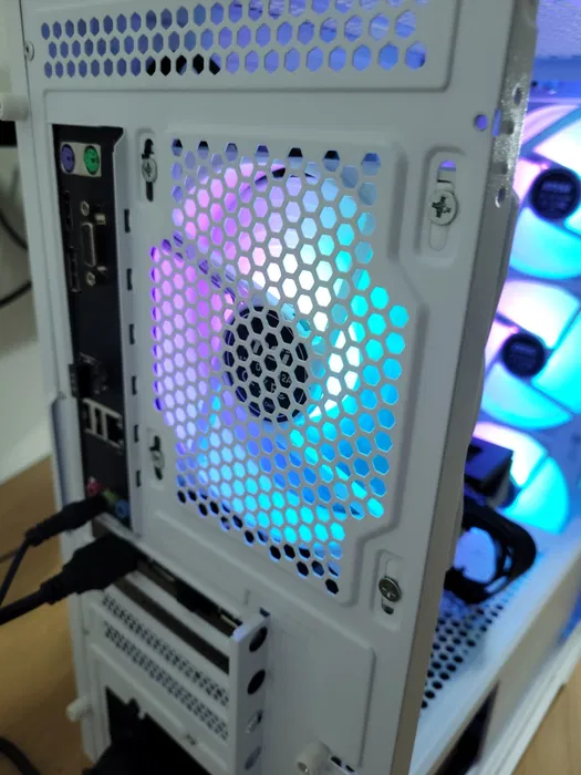 PC Gaming i5 14400 | RTX 5060 | 32GB RAM | 1TB NVMe - Image 6