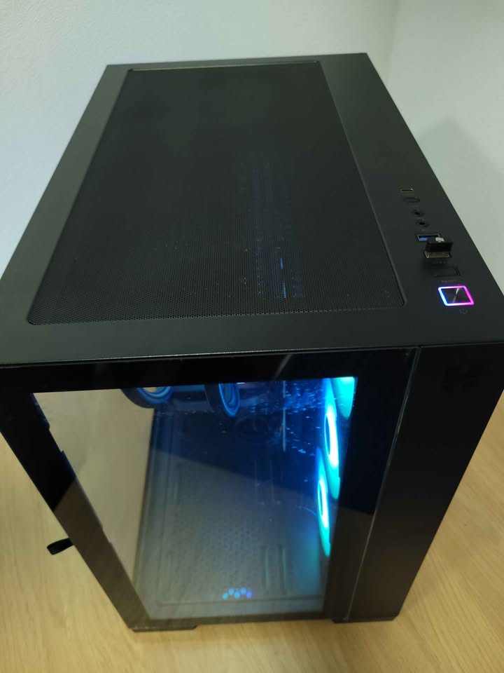 PC Gaming Ryzen 7 9800X3D | RTX 5060 TI | 32 GB DDR5 | 1TB NVMe - Image 9